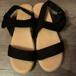 Old navy sandals